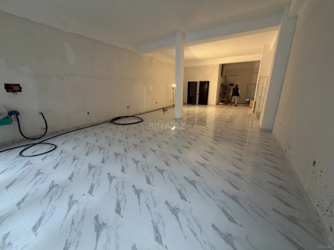 Kirayə verilir obyekt 105 m²