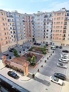 Satılır 3 otaqlı mənzil 145 m²
