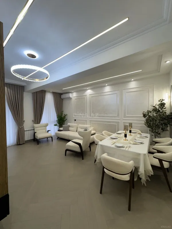 Satılır 3 otaqlı mənzil 105 m²