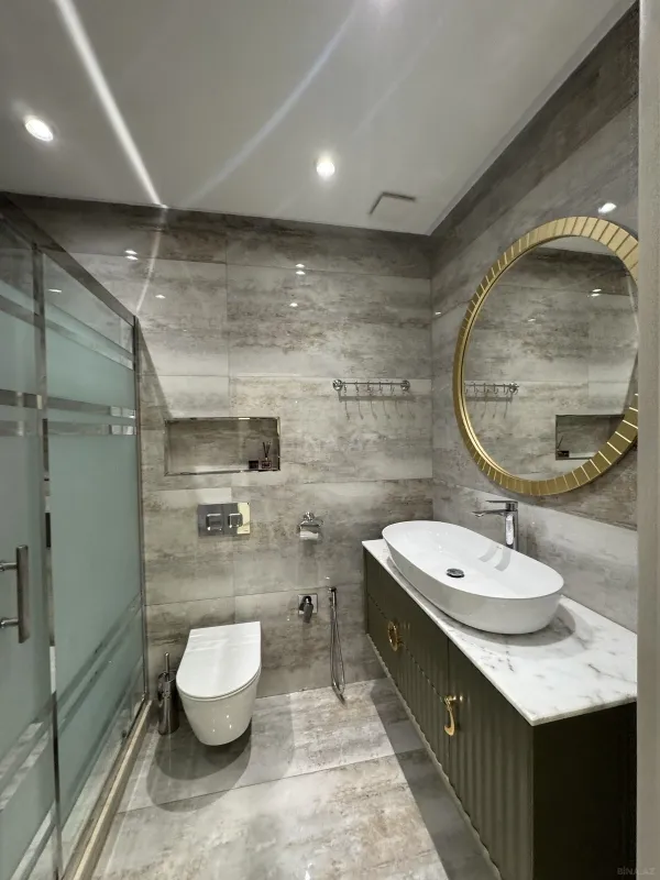 Satılır 3 otaqlı mənzil 105 m²