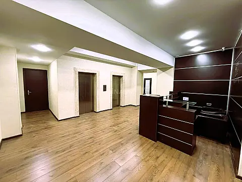 Kirayə verilir 1 otaqlı ofis 10 m² — Bakı, Xətai 1 otaq 10.00 m²