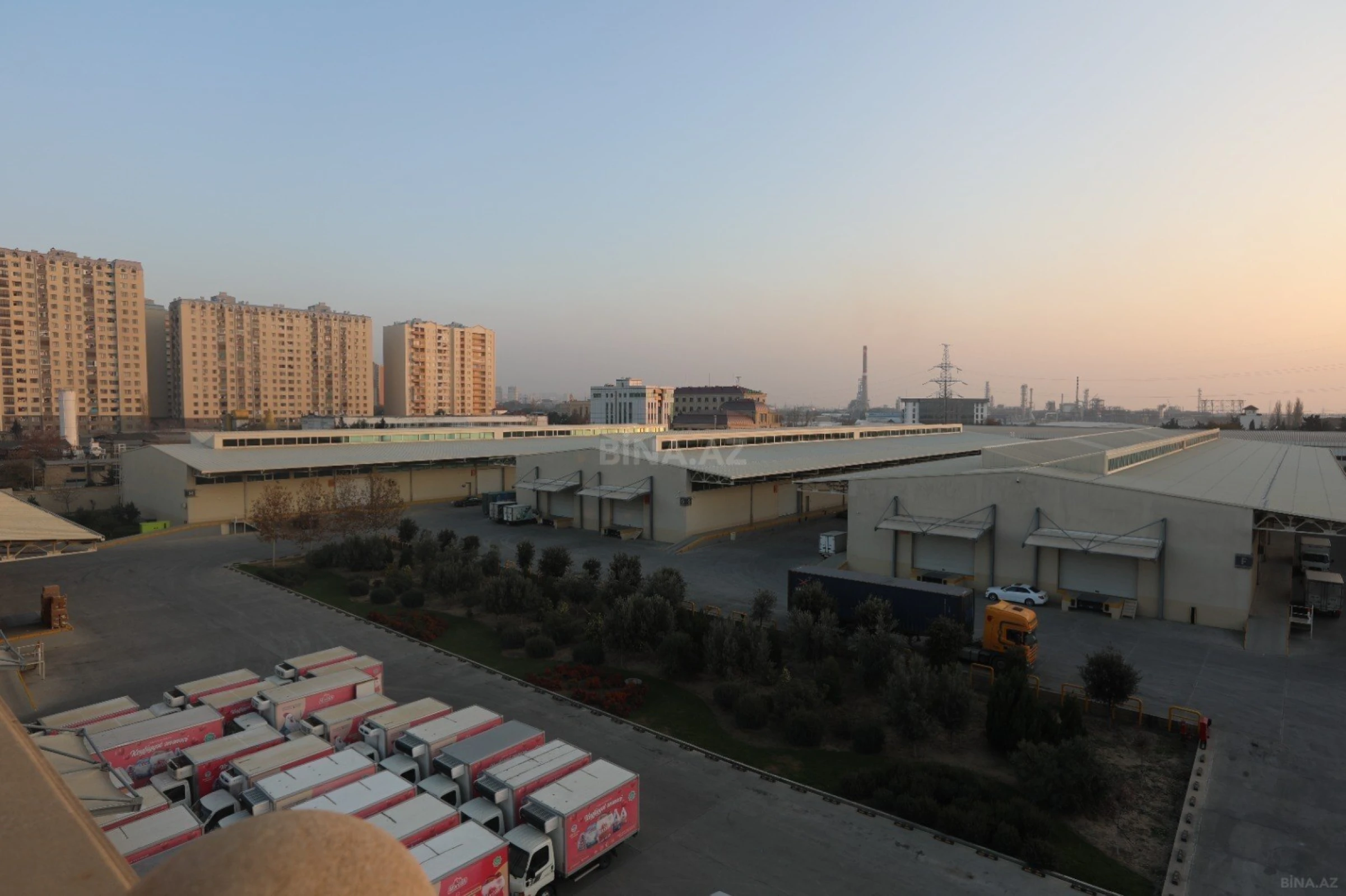 Kirayə verilir 11 otaqlı ofis 490 m²