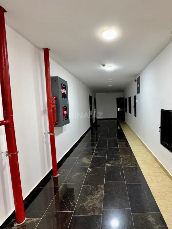 Satılır 3 otaqlı mənzil 102.8 m²