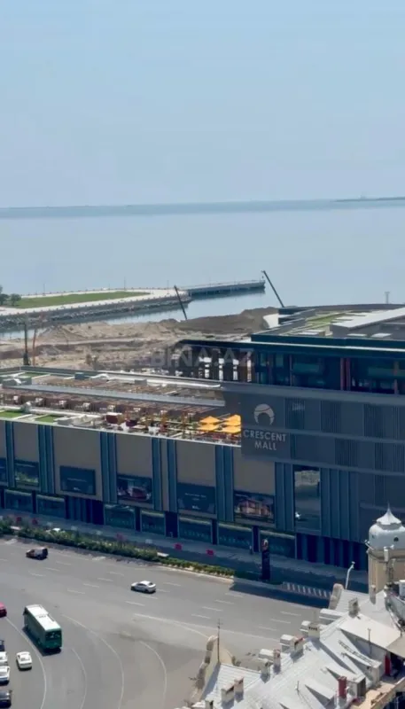 Satılır 3 otaqlı mənzil 102.8 m²