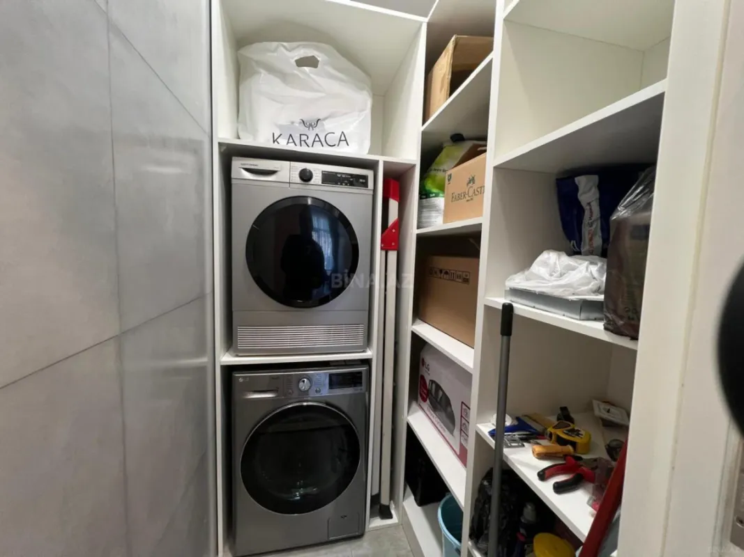 Satılır 3 otaqlı mənzil 102.8 m²