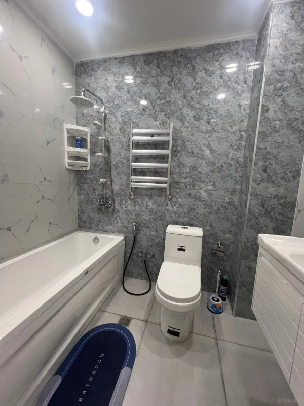 Satılır 3 otaqlı mənzil 102.8 m²
