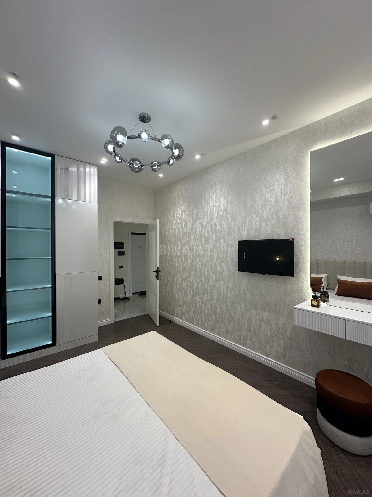 Satılır 2 otaqlı mənzil 58 m²