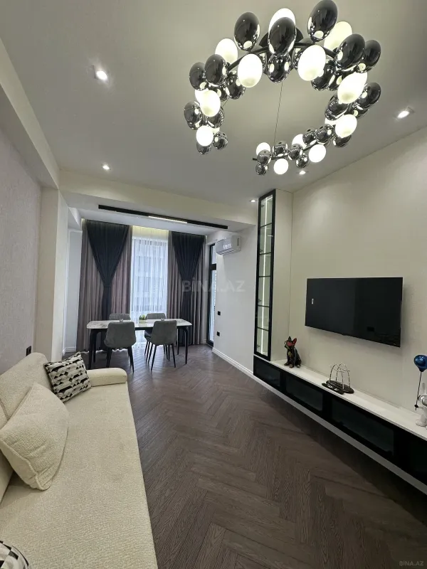 Satılır 2 otaqlı mənzil 58 m²