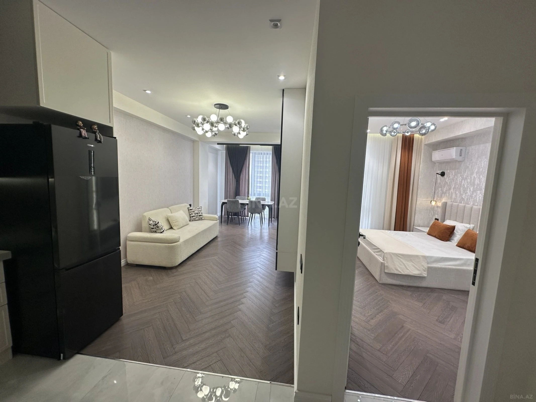 Satılır 2 otaqlı mənzil 58 m²