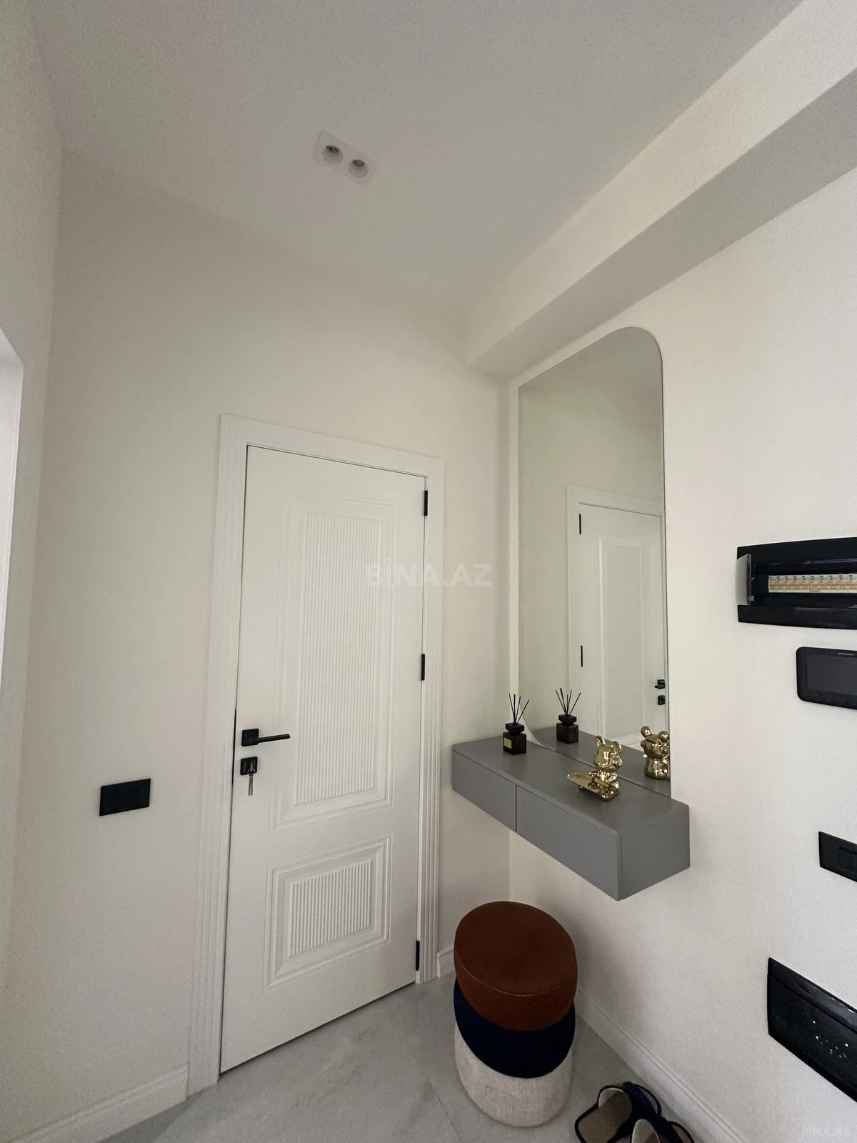 Satılır 2 otaqlı mənzil 58 m²