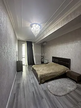 Satılır 2 otaqlı mənzil 92.4 m²