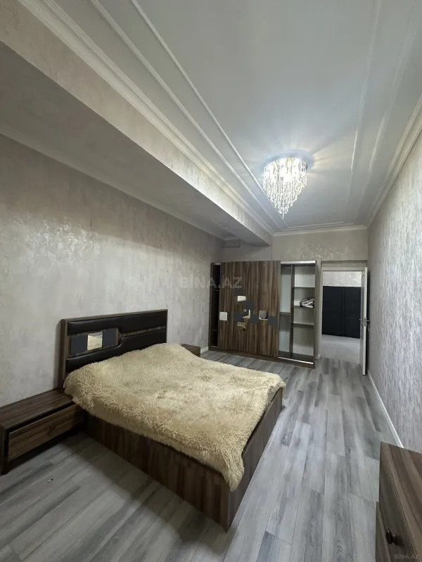 Satılır 2 otaqlı mənzil 92.4 m²