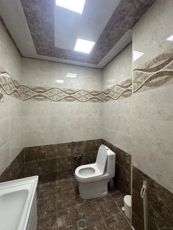 Satılır 2 otaqlı mənzil 92.4 m²
