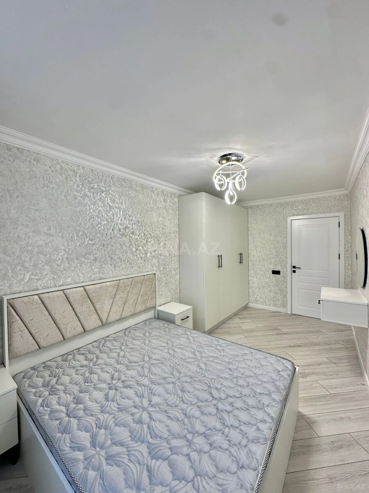 Satılır 3 otaqlı mənzil 70 m²