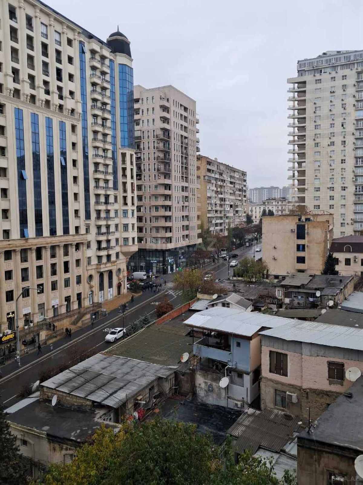 Satılır 3 otaqlı mənzil 80 m²