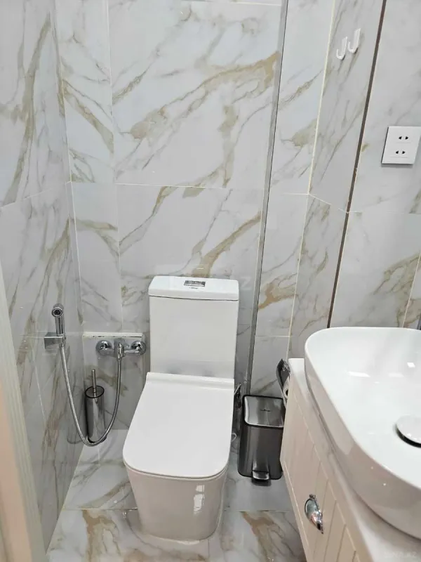 Kirayə verilir 3 otaqlı mənzil 130 m²