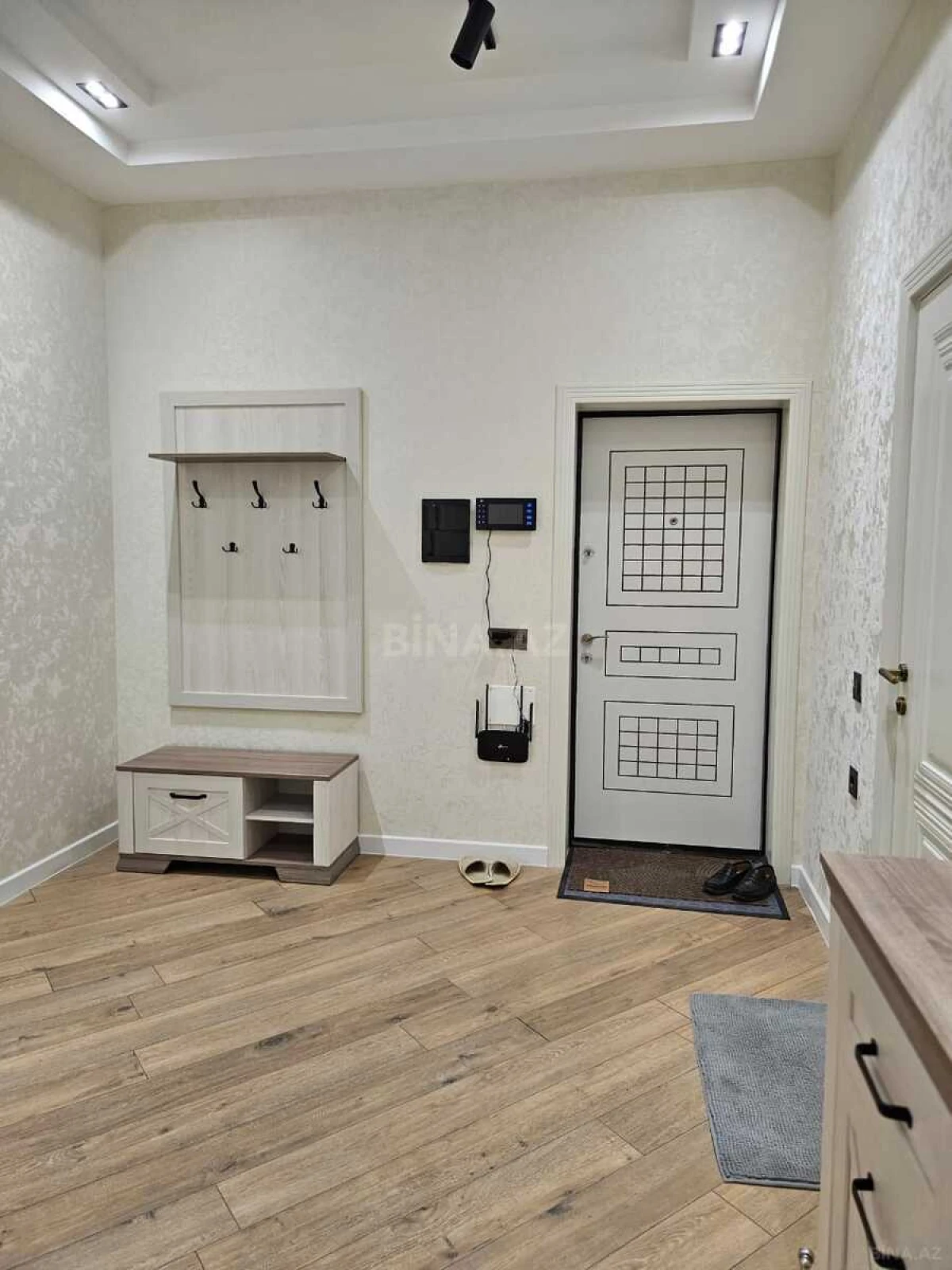 Kirayə verilir 3 otaqlı mənzil 130 m²