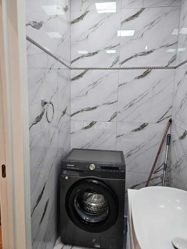 Kirayə verilir 3 otaqlı mənzil 130 m²