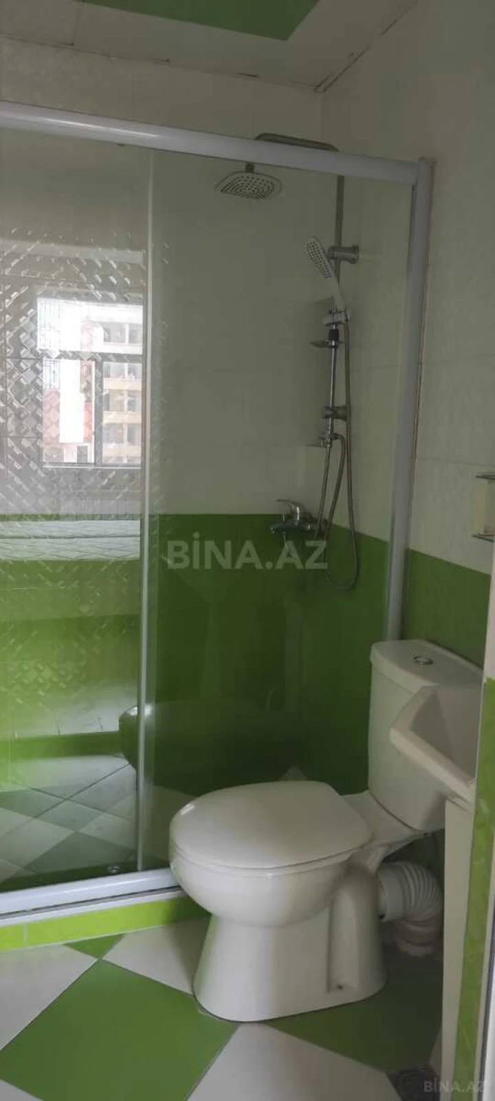 Satılır 4 otaqlı mənzil 182.3 m²
