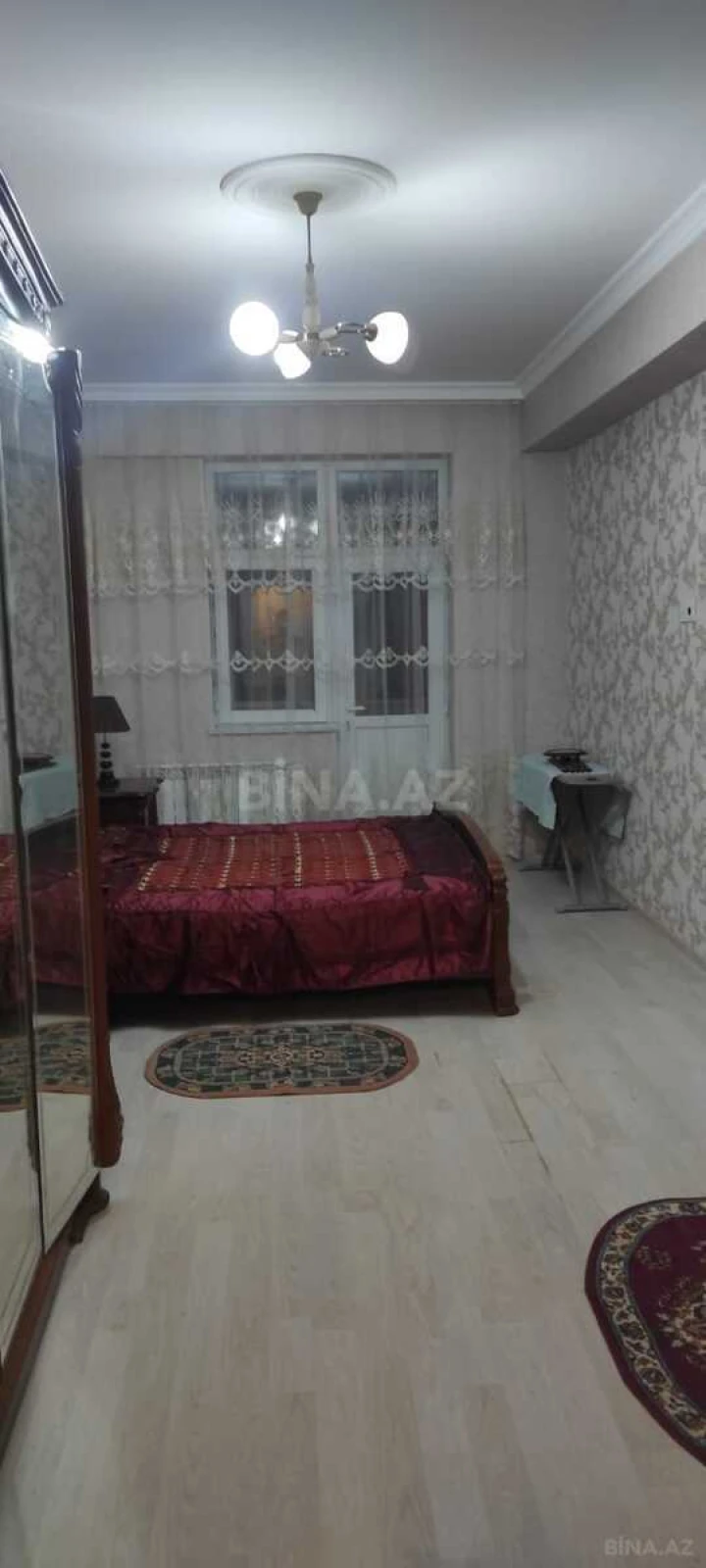 Satılır 4 otaqlı mənzil 182.3 m²