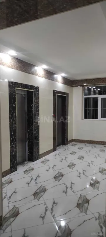 Satılır 4 otaqlı mənzil 182.3 m²