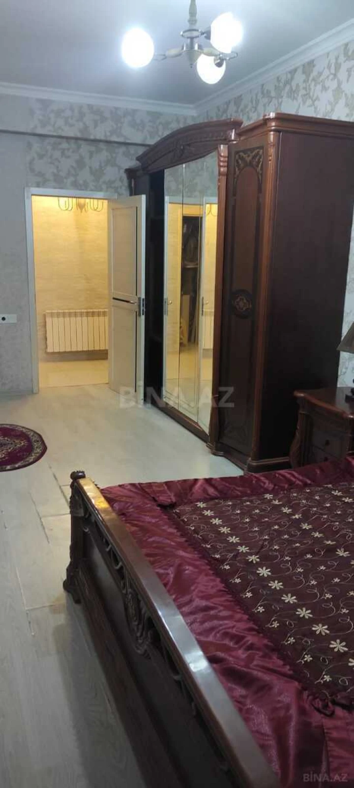 Satılır 4 otaqlı mənzil 182.3 m²