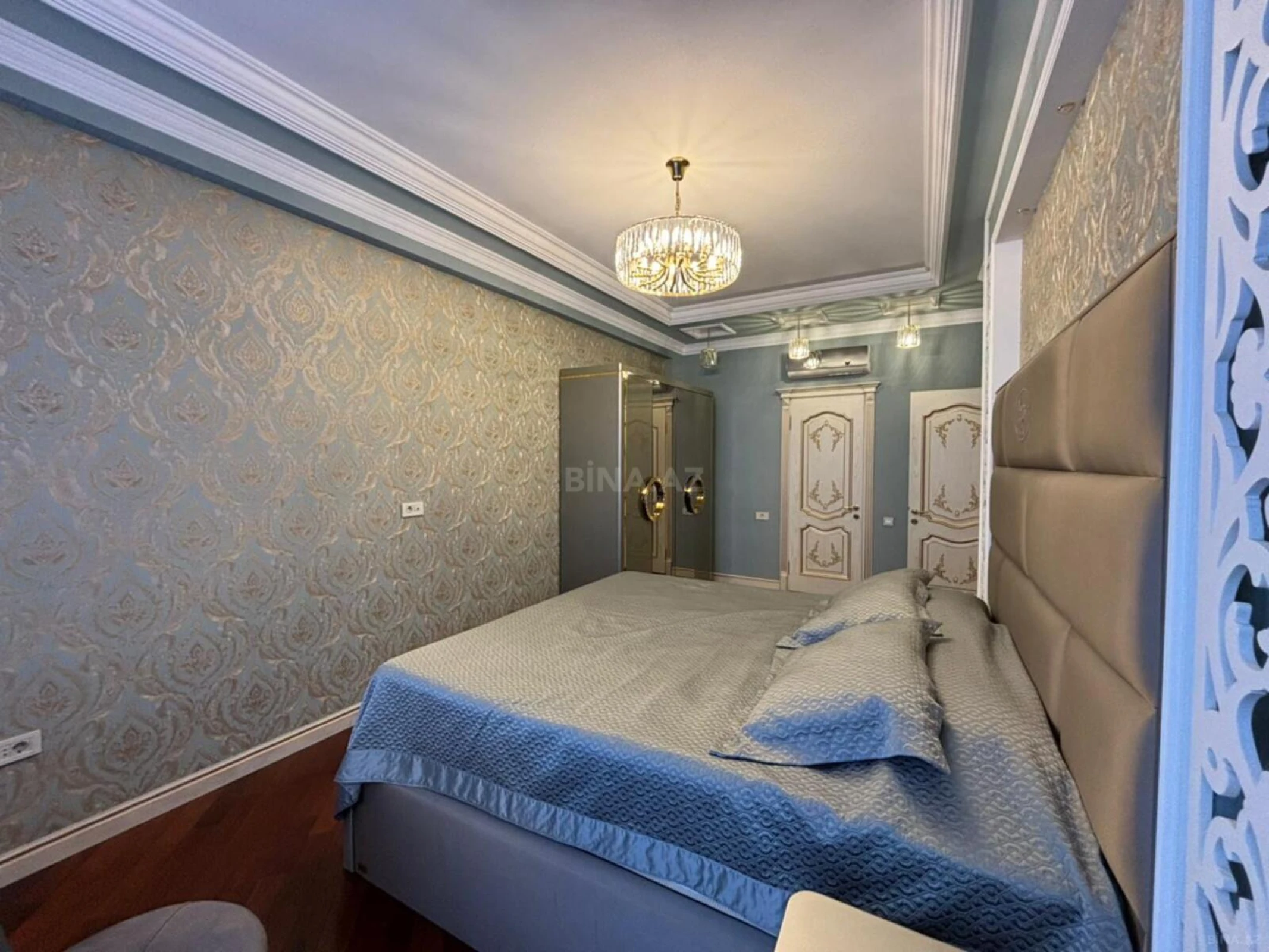 Kirayə verilir 3 otaqlı mənzil 140 m²