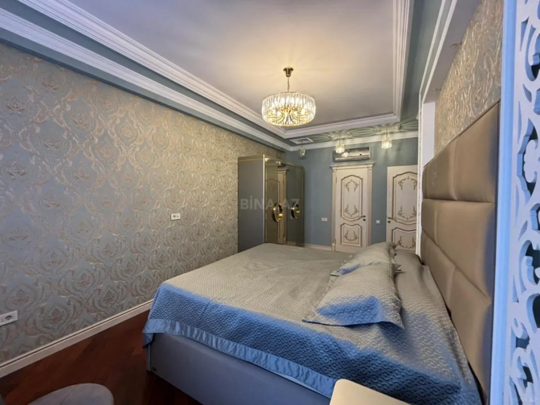 Kirayə verilir 3 otaqlı mənzil 140 m²