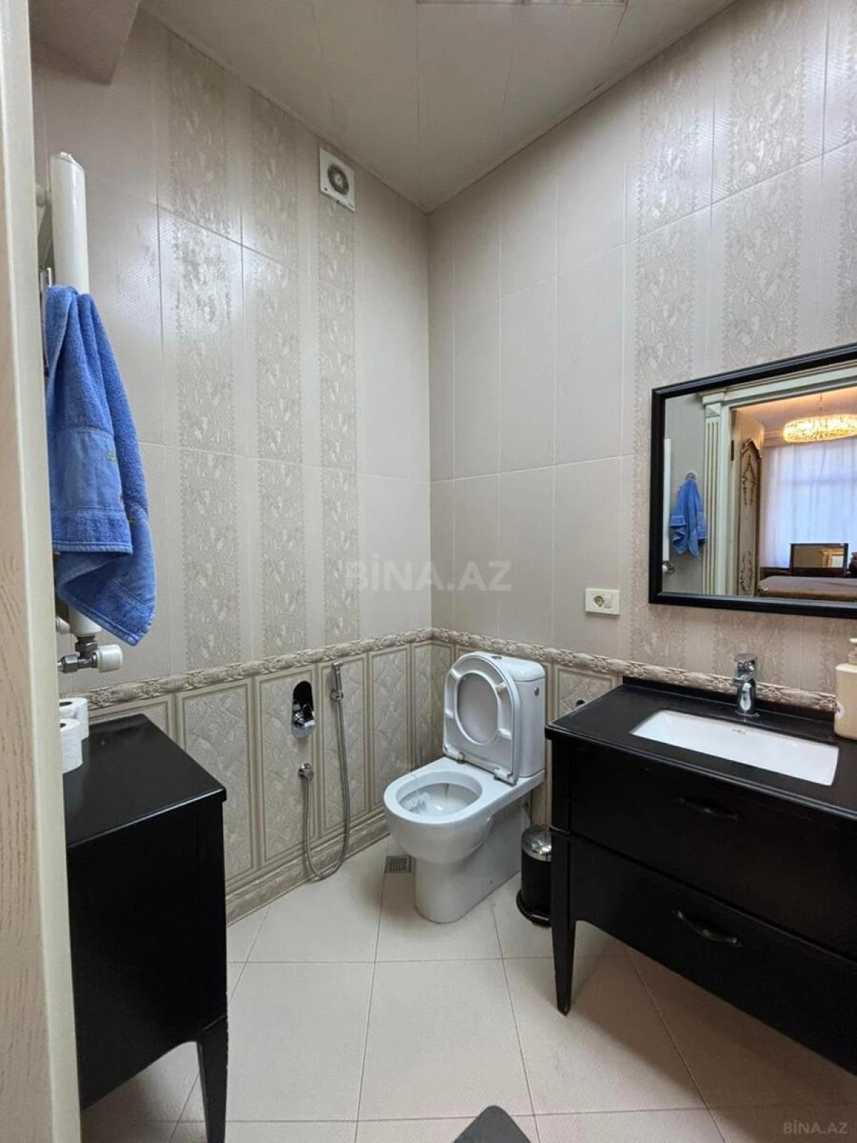 Kirayə verilir 3 otaqlı mənzil 140 m²