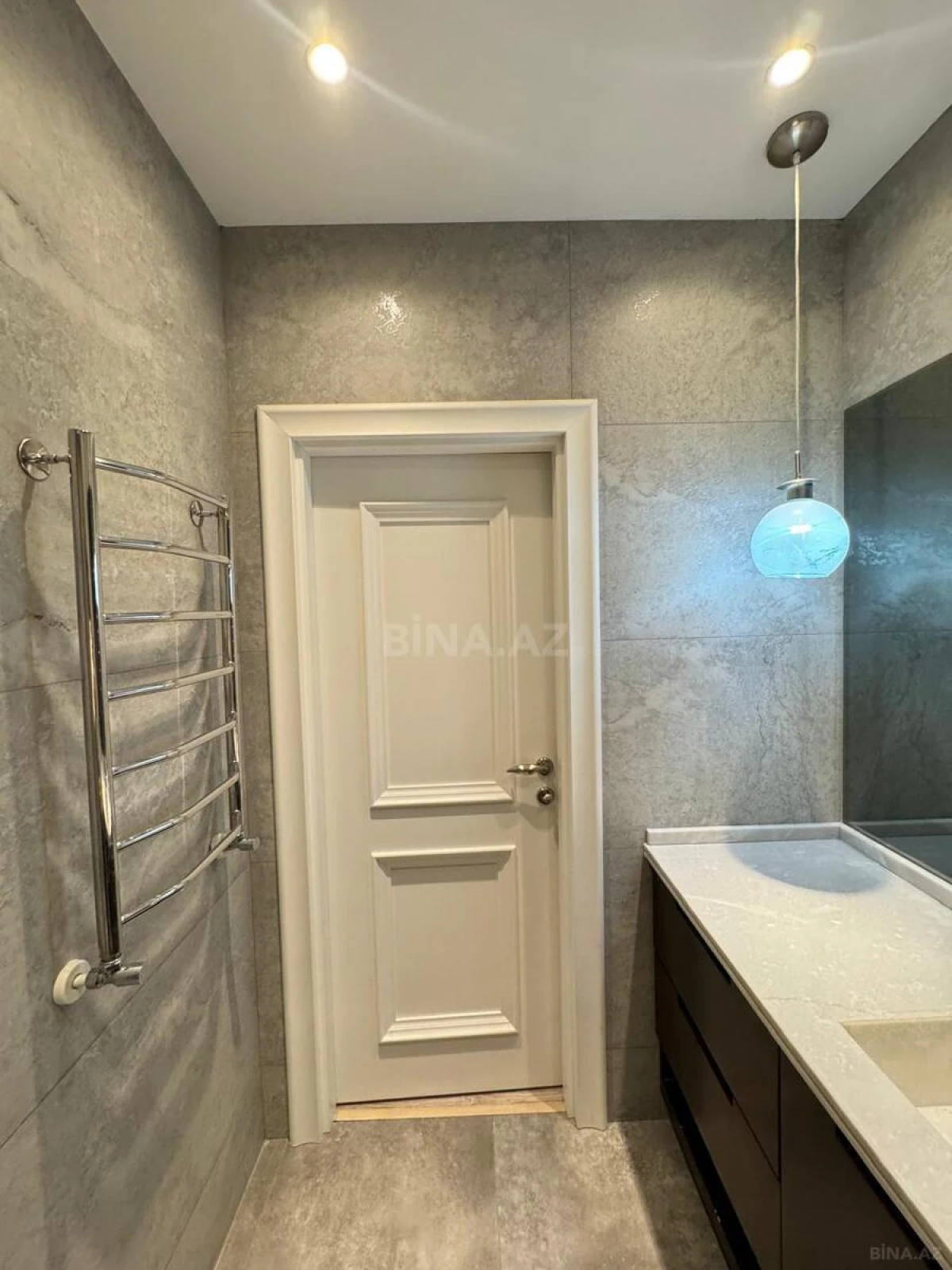 Satılır 3 otaqlı mənzil 103 m²