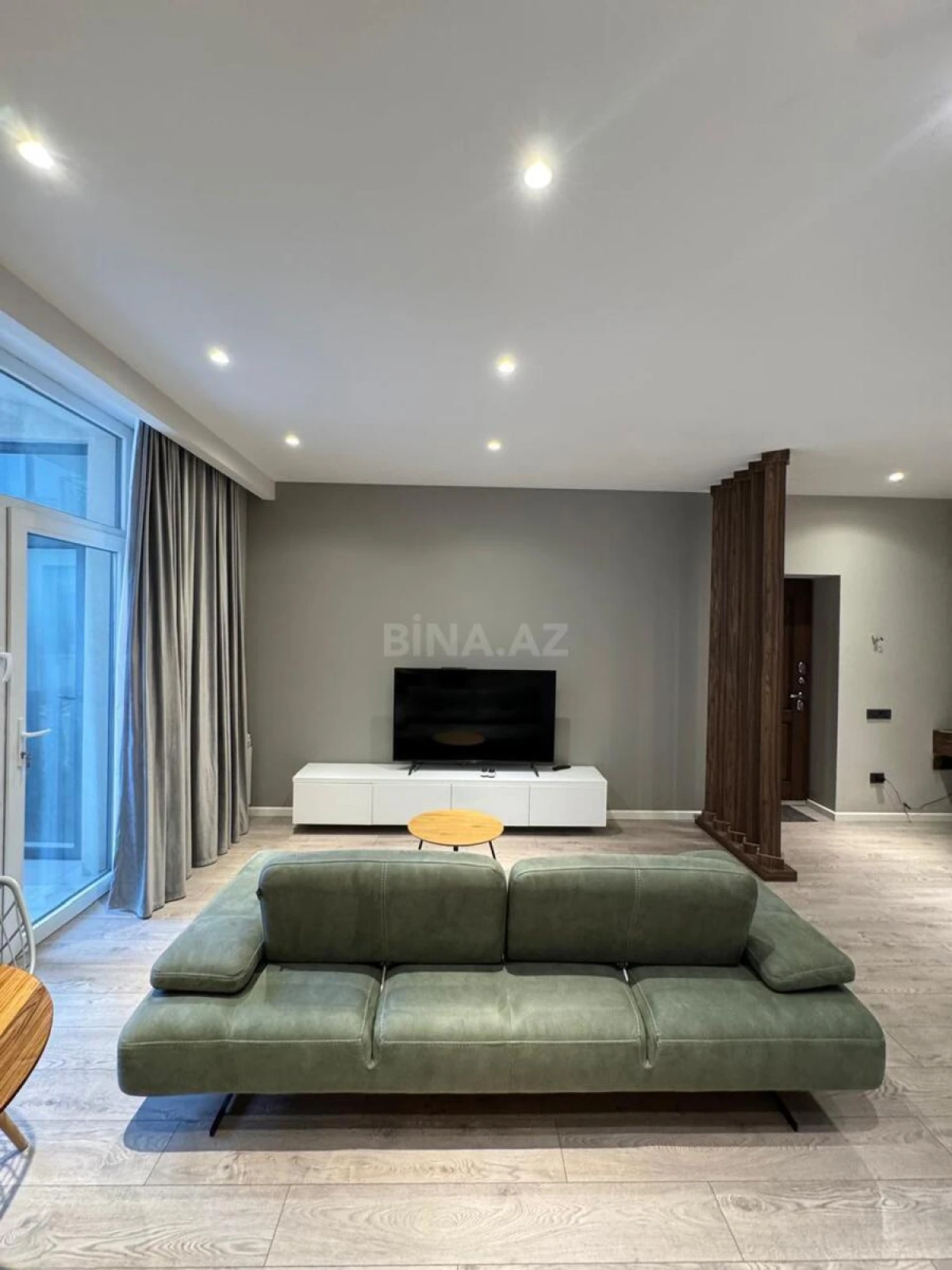 Satılır 3 otaqlı mənzil 103 m²