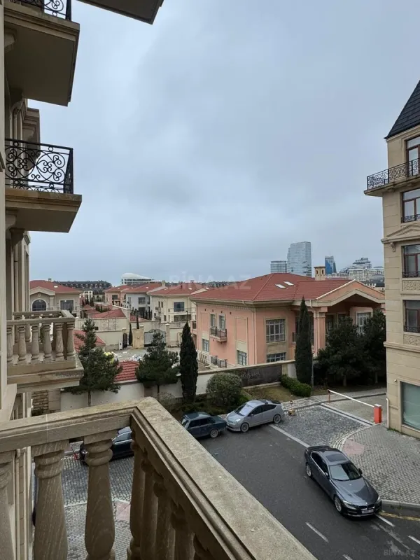 Satılır 3 otaqlı mənzil 103 m²