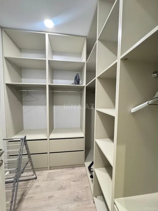 Satılır 3 otaqlı mənzil 103 m²