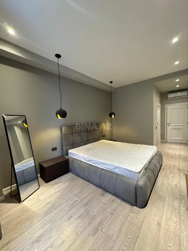 Satılır 3 otaqlı mənzil 103 m²