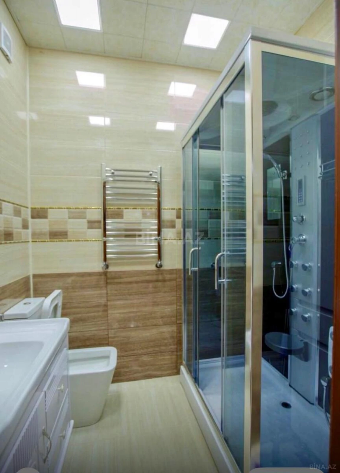 Kirayə verilir 4 otaqlı mənzil 181 m²