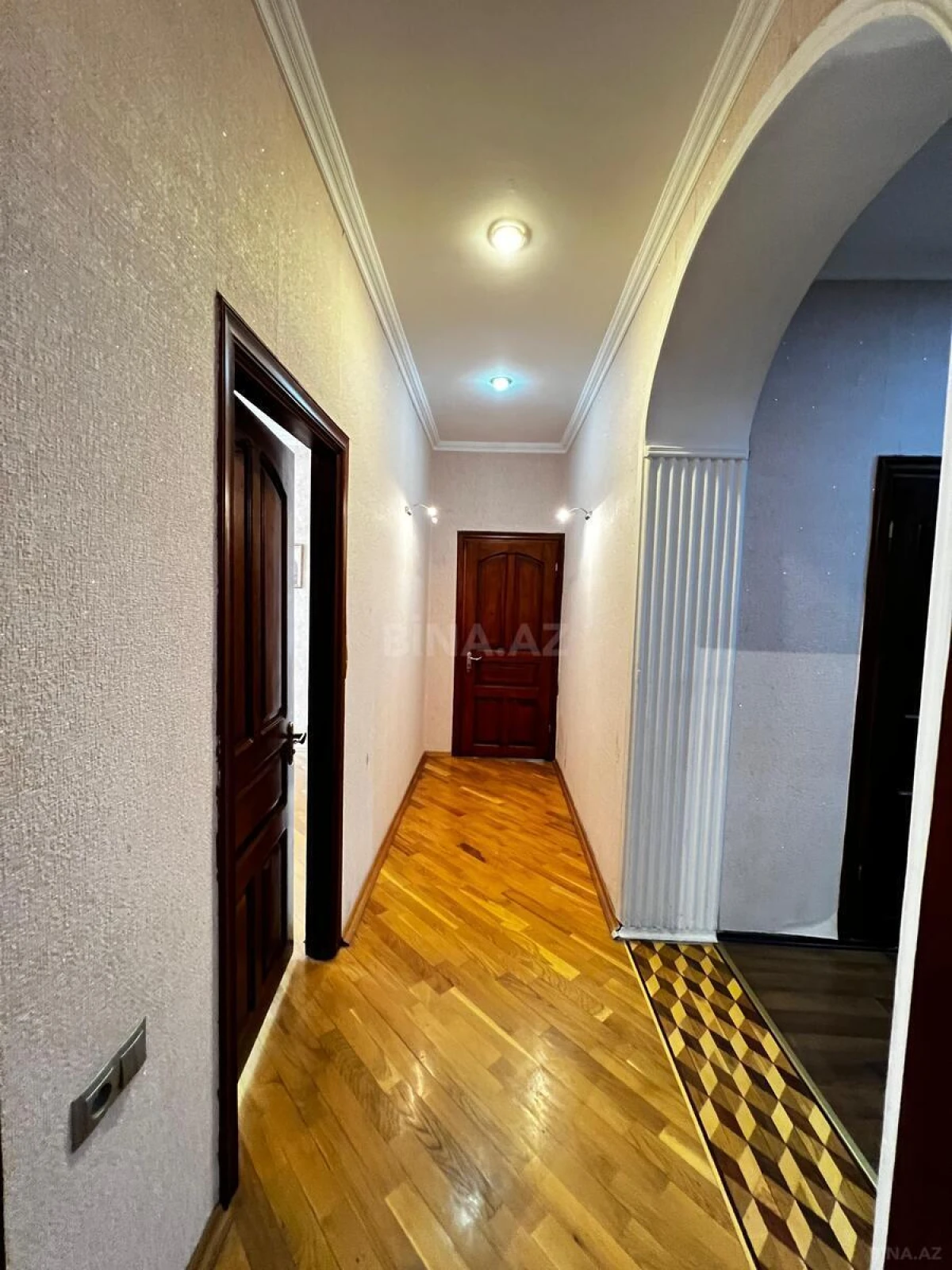 Satılır 3 otaqlı mənzil 95 m²