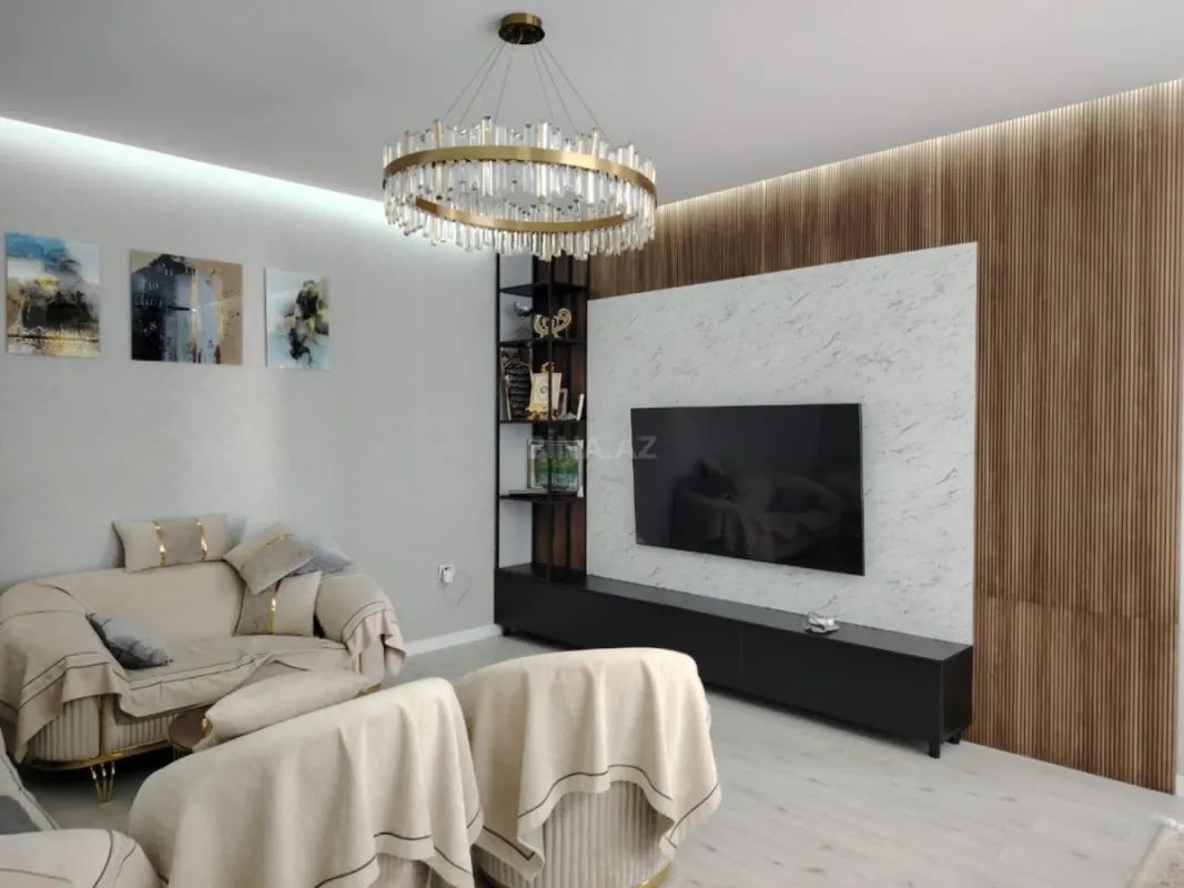 Satılır 6 otaqlı həyət evi 300 m²