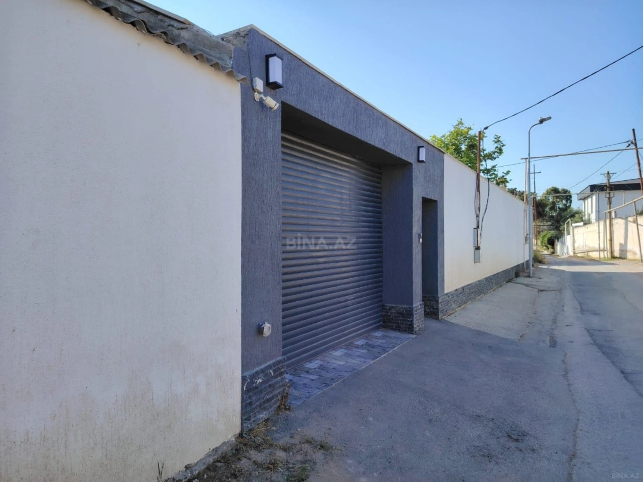 Satılır 6 otaqlı həyət evi 300 m²