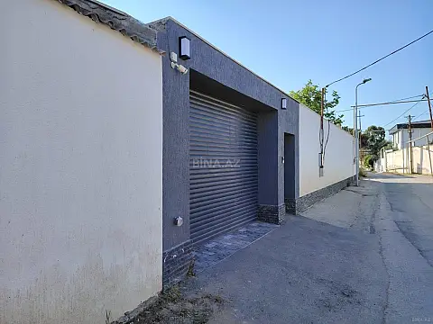 Satılır 6 otaqlı həyət evi 300 m²