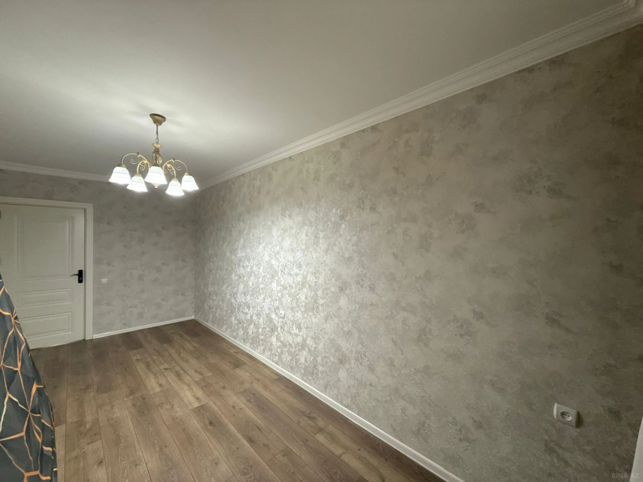 Satılır 2 otaqlı mənzil 55 m²