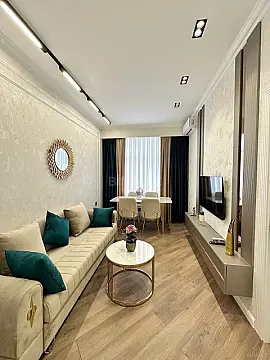 Kirayə verilir 2 otaqlı mənzil 61 m²