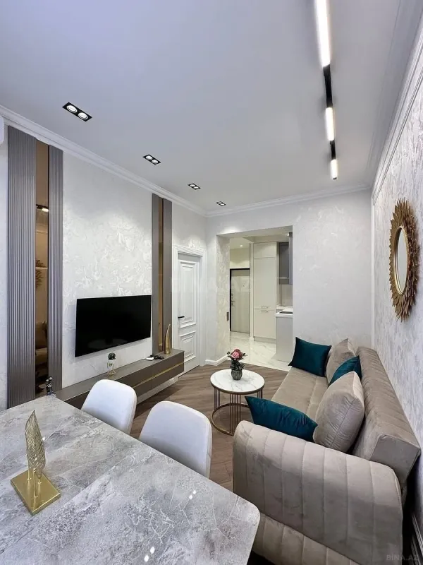 Kirayə verilir 2 otaqlı mənzil 61 m²