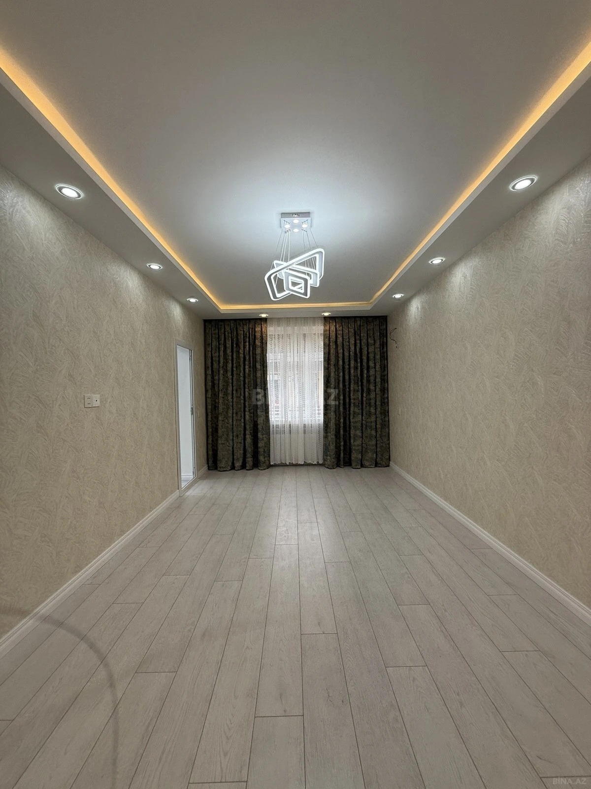 Satılır 3 otaqlı mənzil 60 m²
