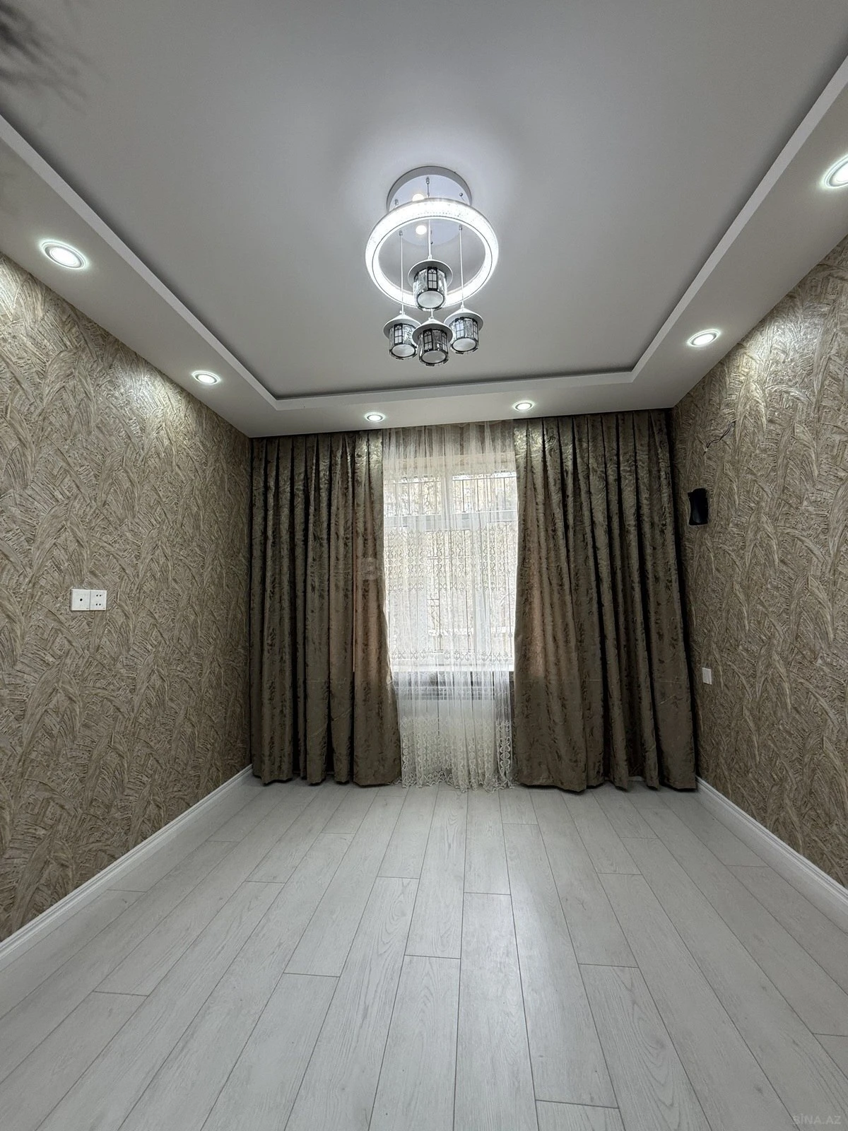 Satılır 3 otaqlı mənzil 60 m²