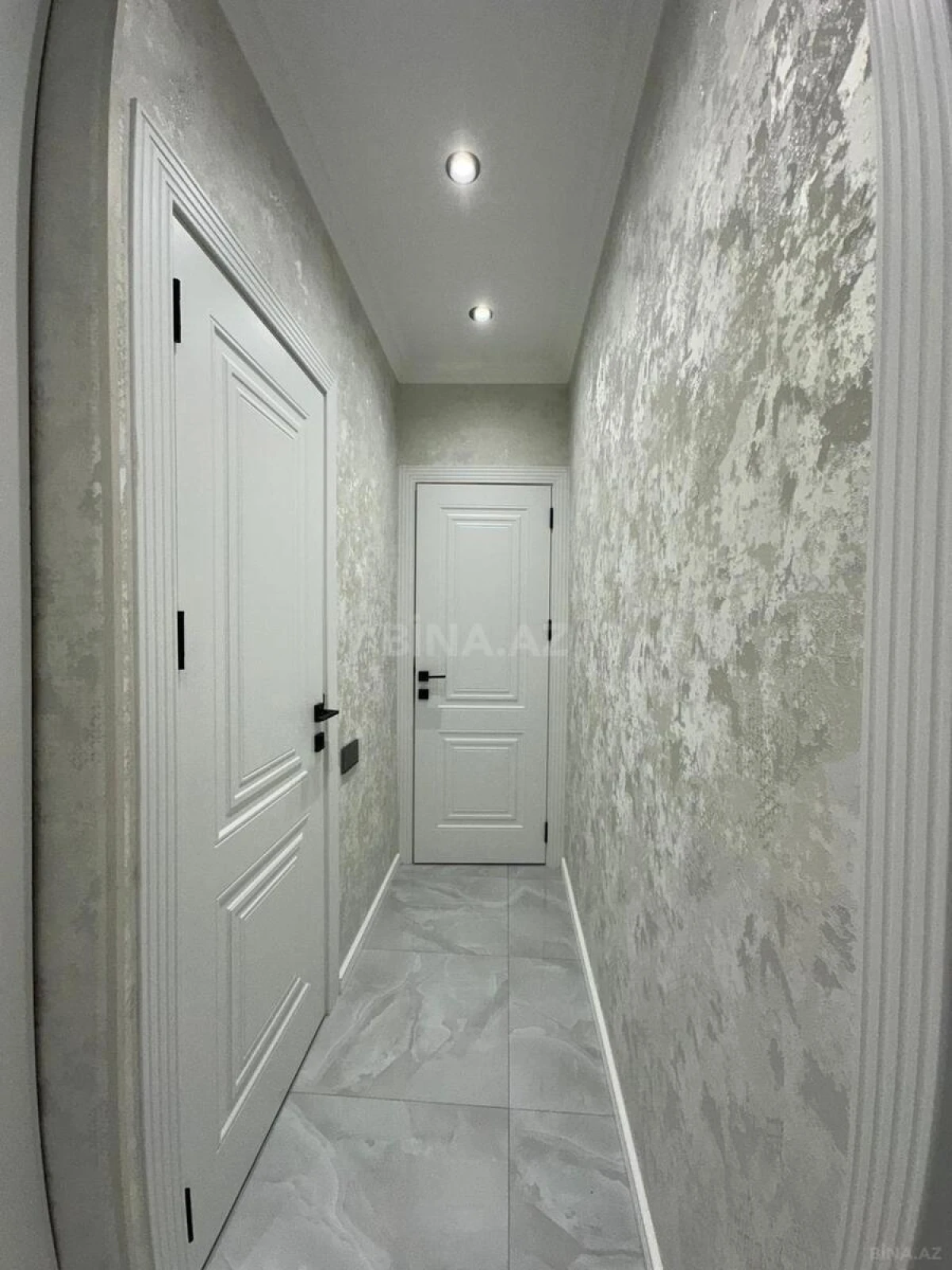 Satılır 2 otaqlı mənzil 45 m²