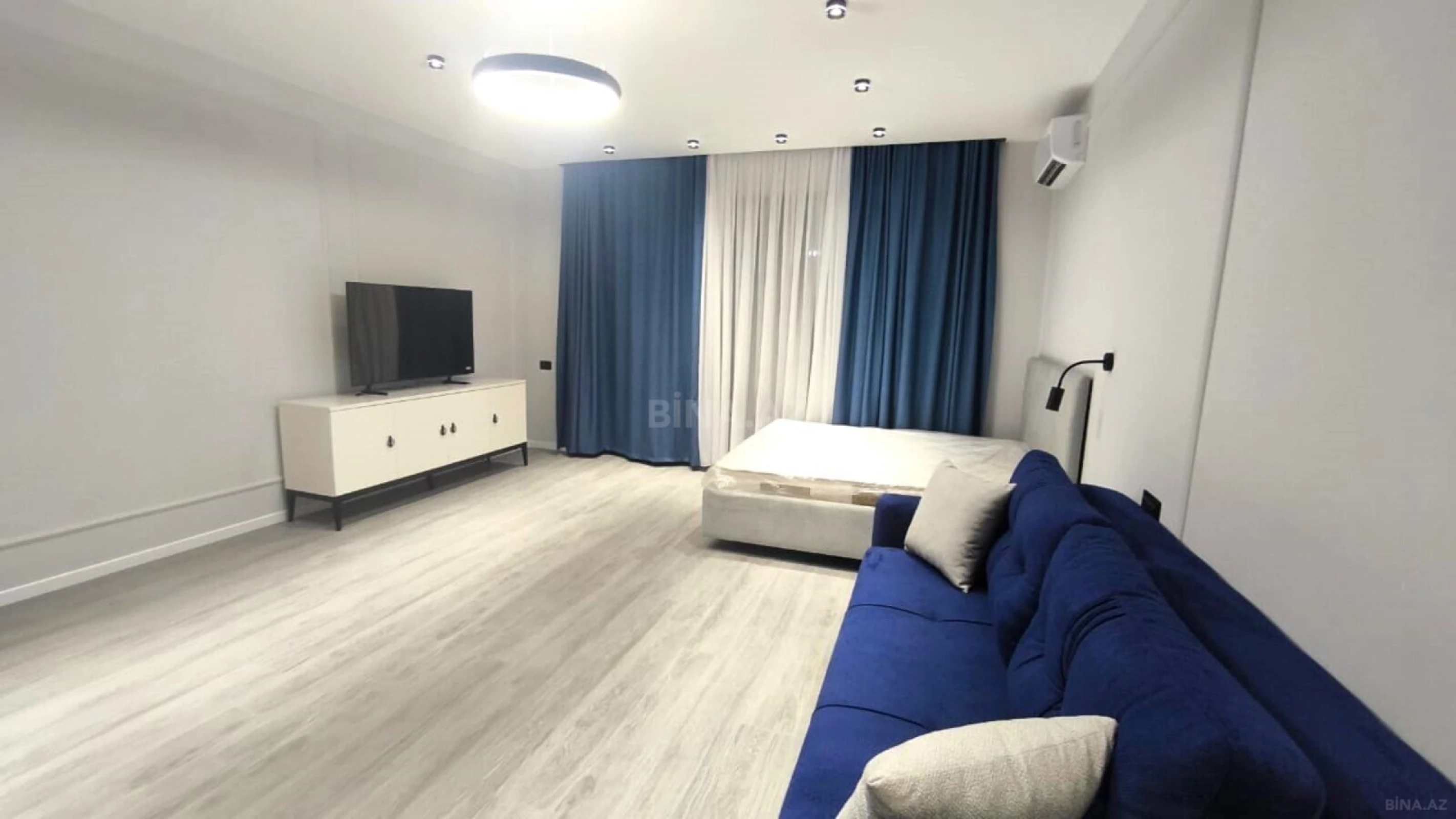 Satılır 1 otaqlı mənzil 60 m²