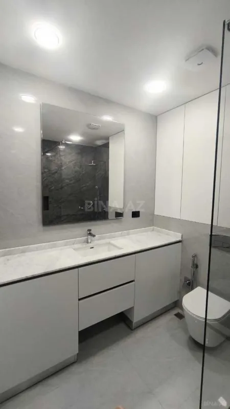Satılır 1 otaqlı mənzil 60 m²