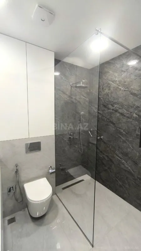 Satılır 1 otaqlı mənzil 60 m²