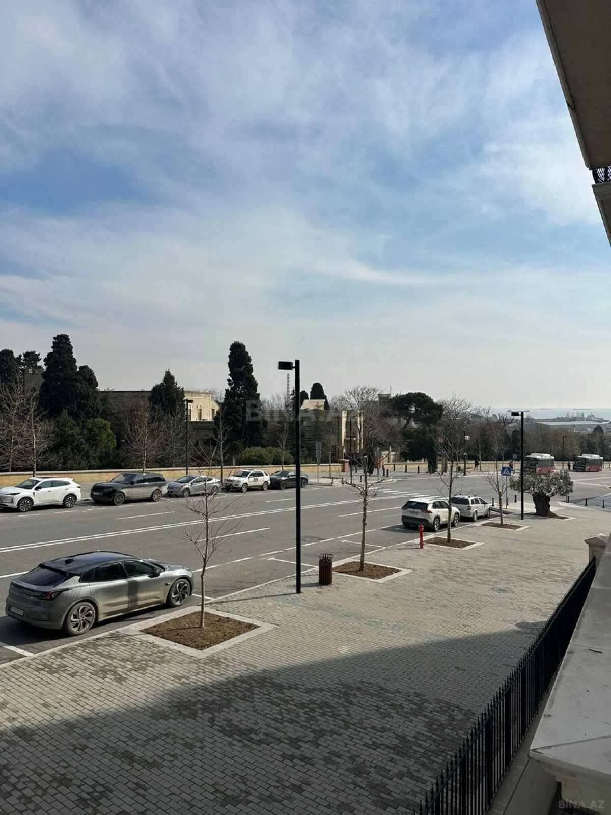 Satılır obyekt 100 m²