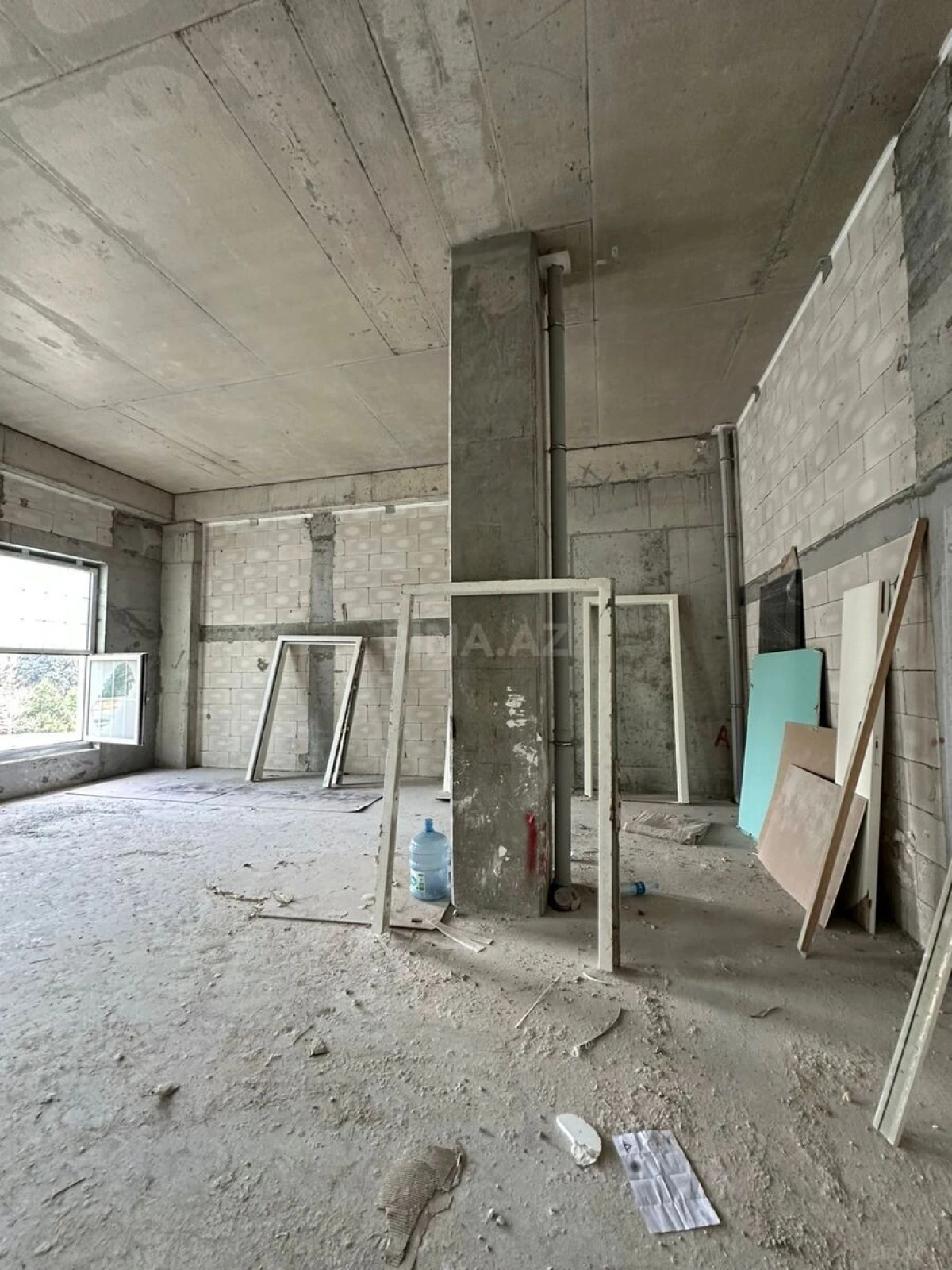 Satılır obyekt 100 m²